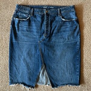 Old Navy Higher High Rise Secret Slim Pocket Stretch Denim Blue Jean Skirt sz 18